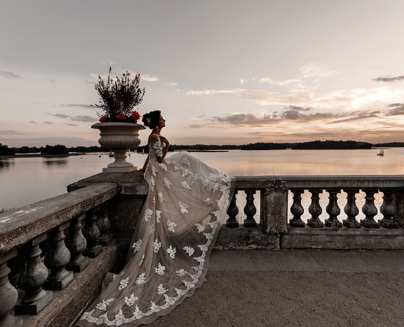 FotoGuru vestuvių fotografas Vilniuje vestuvių fotografija idėjos vestuvėms vestuvių nuotrauka geriausi vestuvių fotografai vestuvių fotosesija Užutrakio dvaras nuotakos portretas
