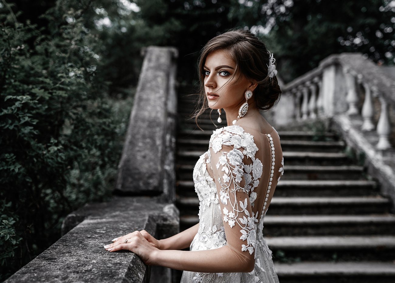 FotoGuru profesionalus vestuvių fotografas Vilniuje vestuvių fotosesija Užutrakio dvaras nuotakos portretas