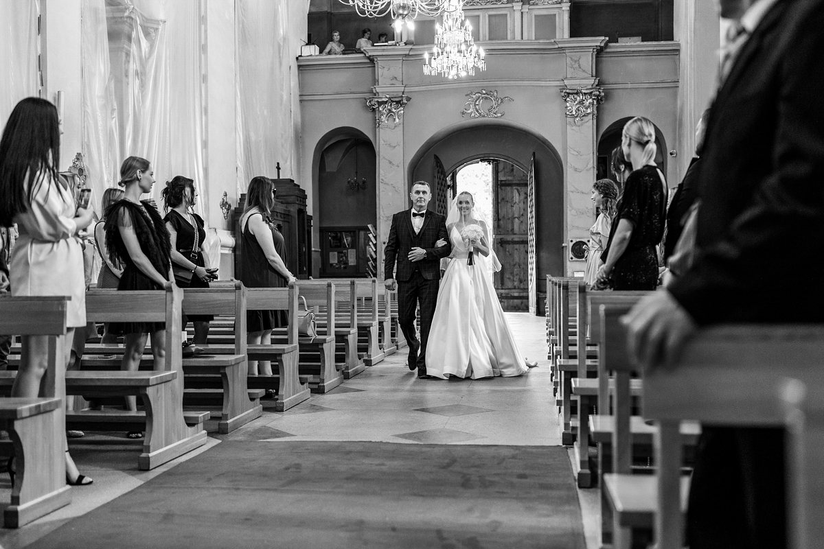 Fotoguru vestuvių ceremonija Šv Rapolo bažnyčia