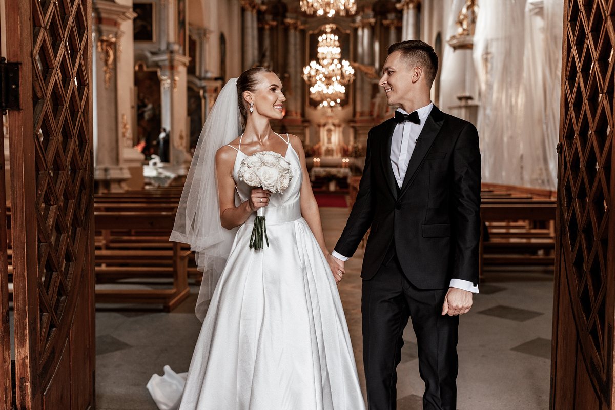Fotoguru vestuvių ceremonija Šv Rapolo bažnyčia
