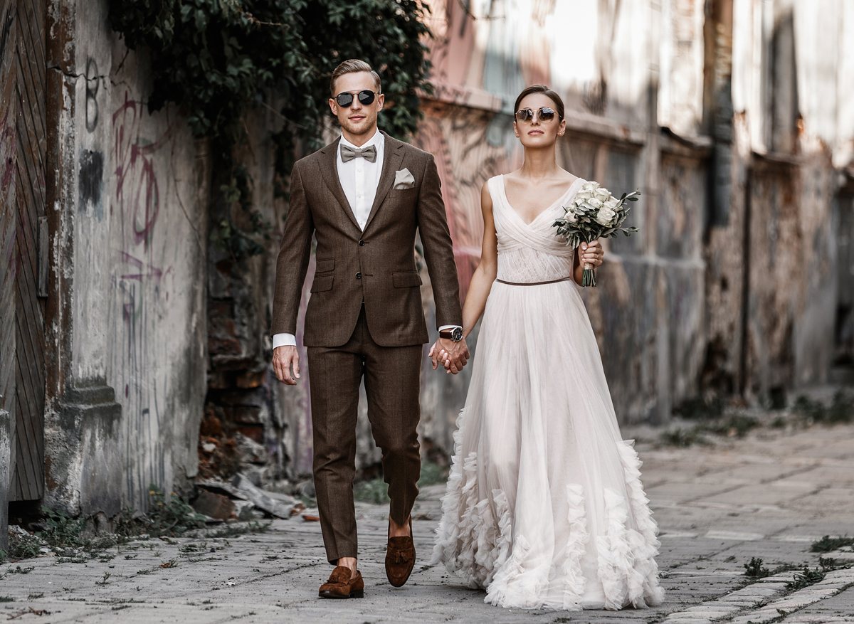FotoGuru profesionali vestuvių fotografija vestuvių fotosesija Kauno senamiestyje stilingos vestuvės vestuvių nuotraukos