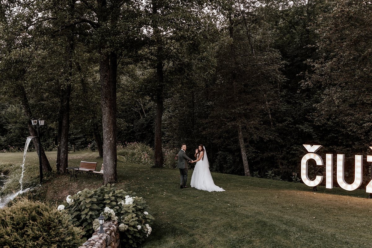 FotoGuru vestuvių fotografija vestuvių šventė Villa Top sodyboje